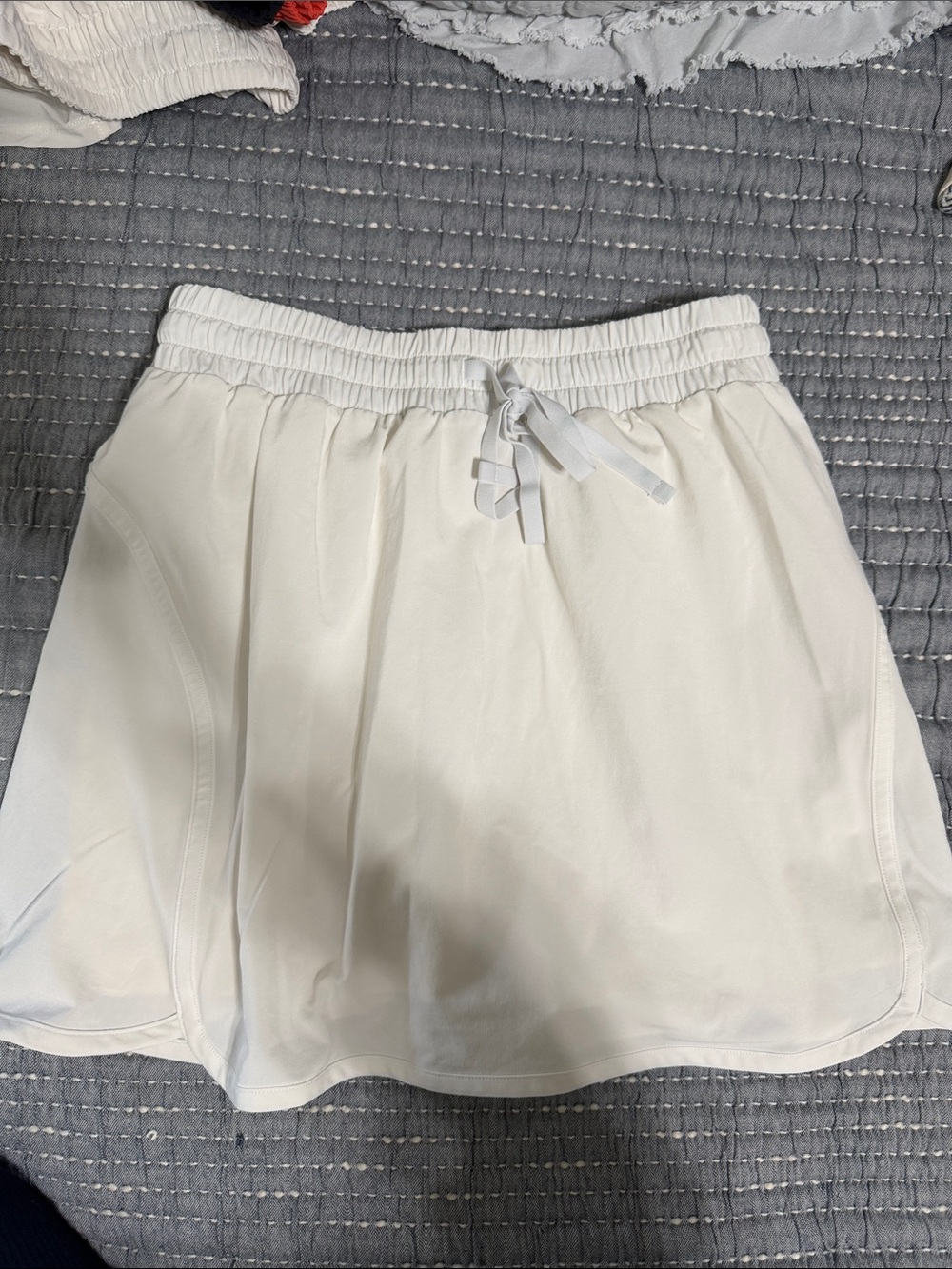 Beyond Yoga White Drawstring Skort